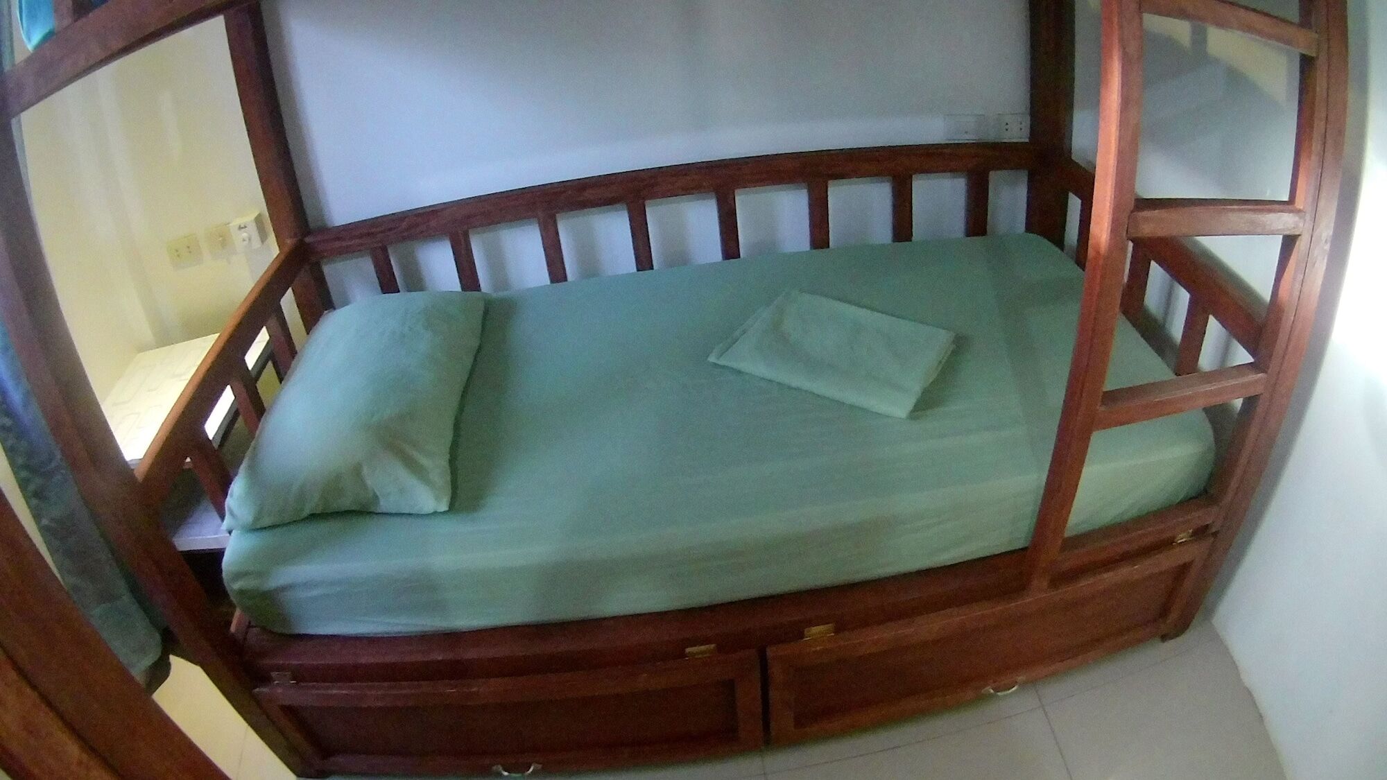 Footprints Homestay (Adults Only) General Luna  Exteriör bild