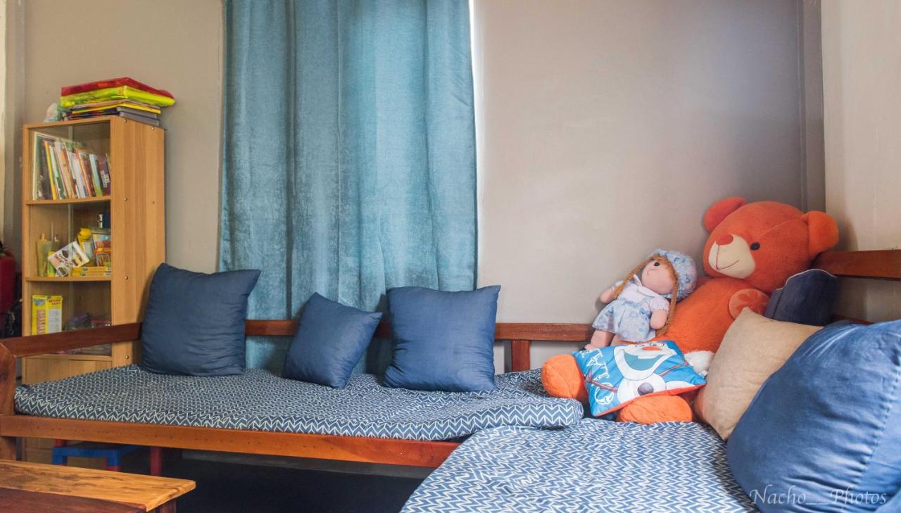 Footprints Homestay (Adults Only) General Luna  Exteriör bild