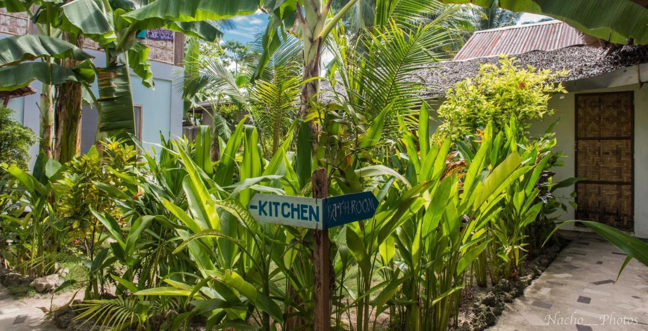 Footprints Homestay (Adults Only) General Luna  Exteriör bild