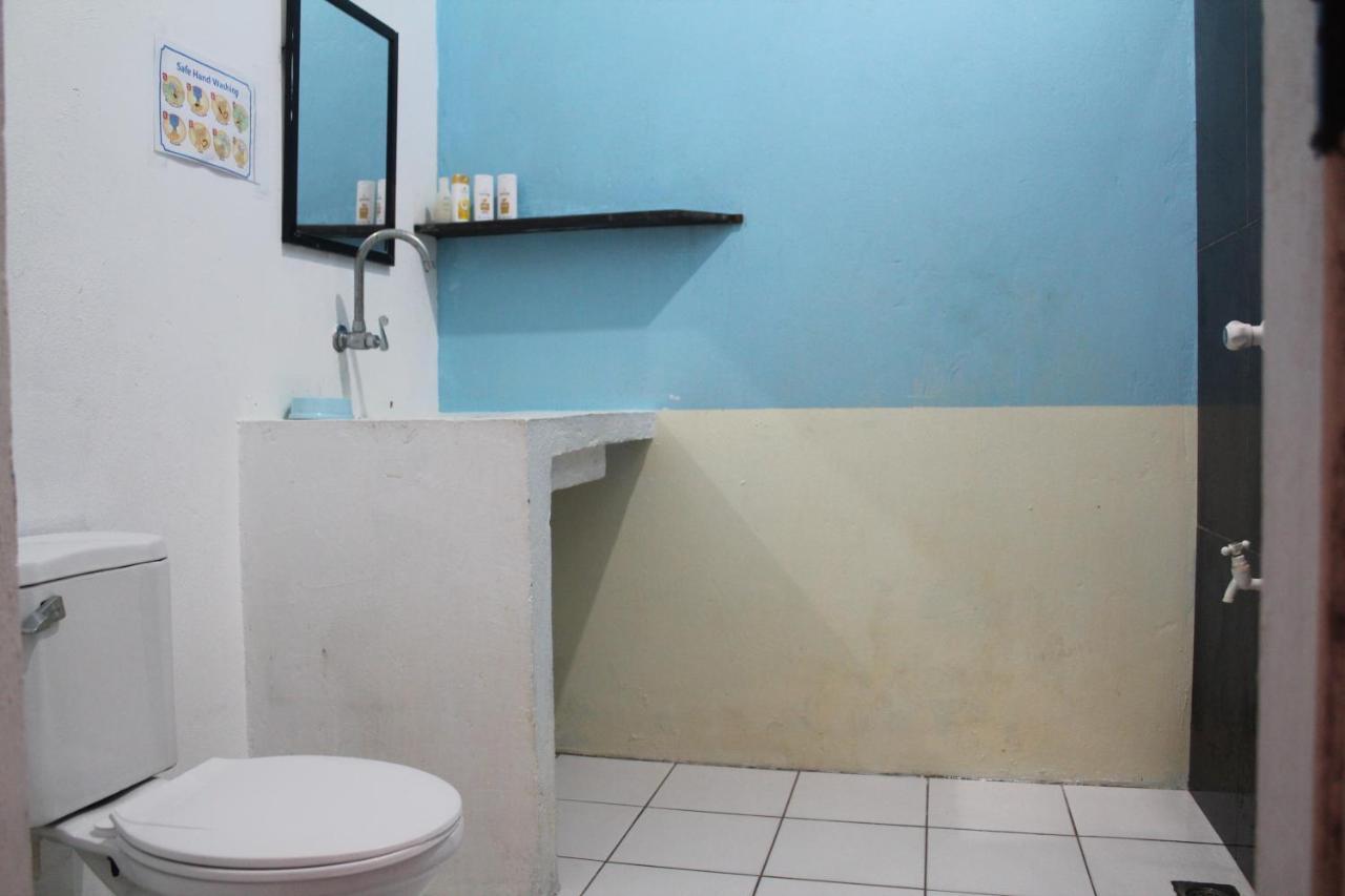 Footprints Homestay (Adults Only) General Luna  Exteriör bild